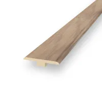 Perfil Step Cromo Mate 26x8mm escalera vinílico, protección y terminación prolija de peldaños