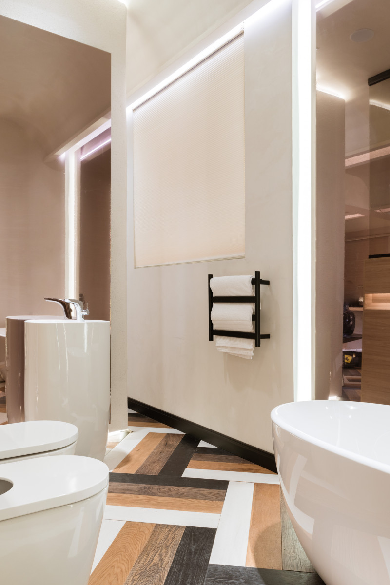 Toalleros eléctricos, toalleros de baño, diseño de baño, eficiencia energética, funcionalidad baño, toalleros de Atrim, toalleros modernos, instalación toalleros, toalleros arquitectos, toalleros para constructoras.