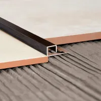 Terminação Quadrada Titânio Esmerilhado 5 mm x 5 mm x 2,5 m - SST 304
