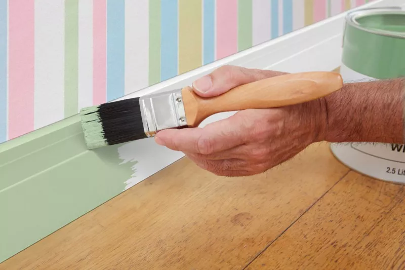 Instalación Guardaescobas de EPS y Guardaescobas Pintables